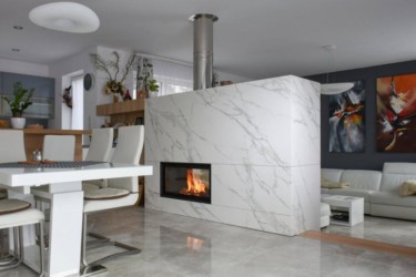 Cheminée de salon 2 faces tunnel avec feu de bois